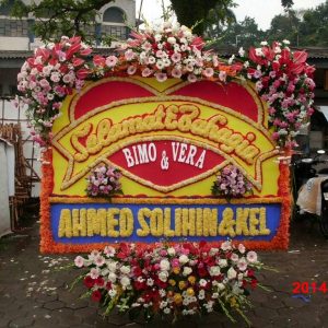 Bunga happy wedding bandung, Bunga papan enggagment bandung, Bunga papan happy wedding bandung, Bunga papan pernikahan, Bunga papan pernikahan di bandung murah, Bunga papan selamat bahagia bandung, Bunga papan selamat dan bahagia, Bunga selamat berbahagia, Karangan bunga papan happy weddding di bandung online murah, Karangan bunga papan ucapan selamat berbahagia di bandung online murah.